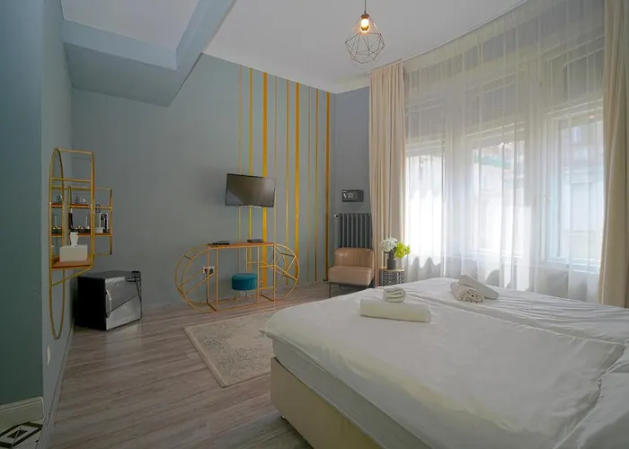 Bed & Breakfast W Urban 4*
